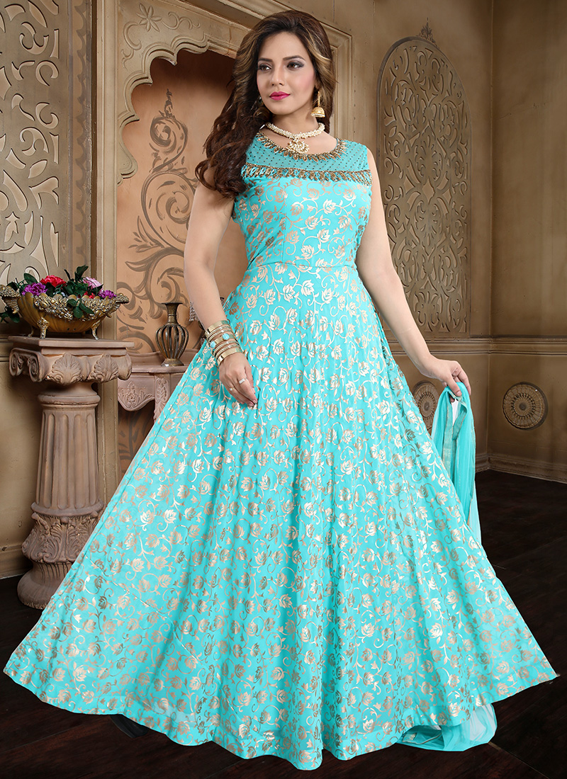 gown hand style